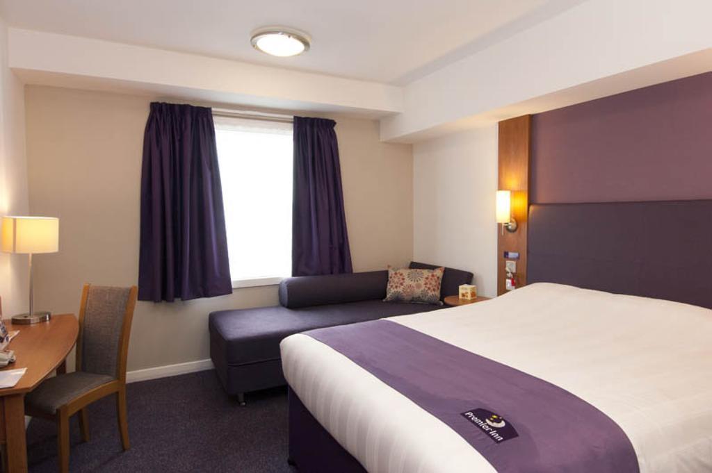 Premier Inn Norwich - Broadlands Park Thorpe St Andrew Εξωτερικό φωτογραφία