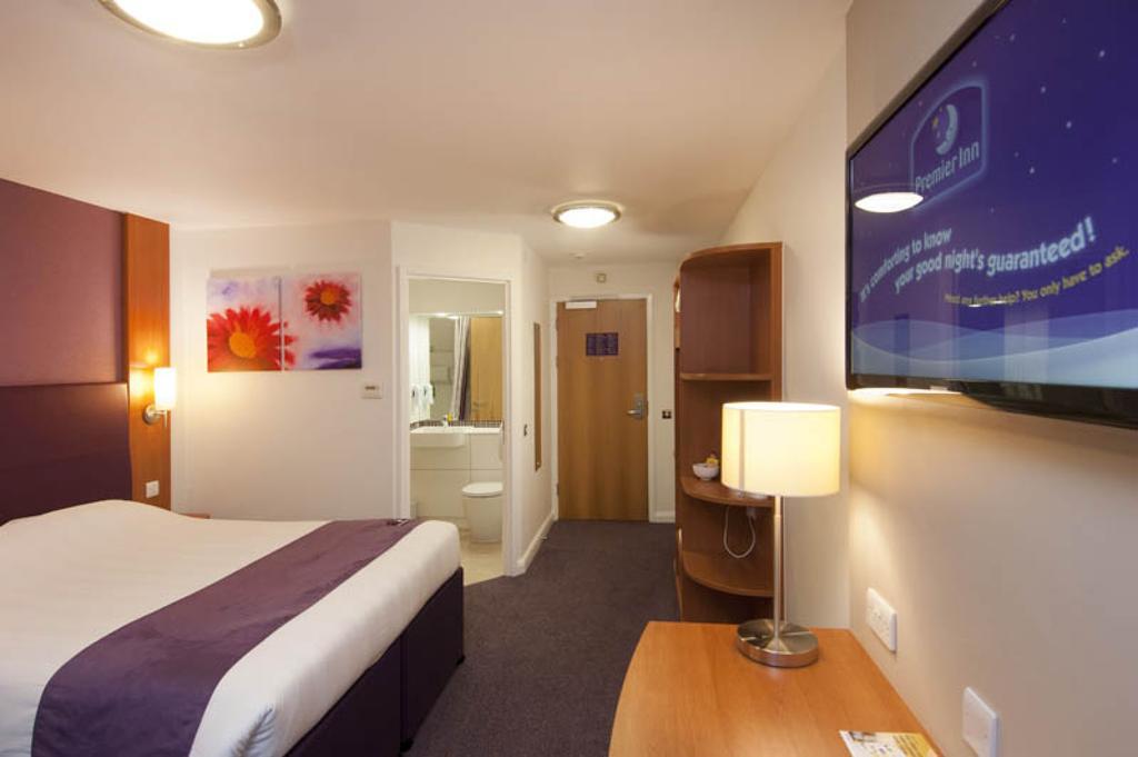 Premier Inn Norwich - Broadlands Park Thorpe St Andrew Εξωτερικό φωτογραφία
