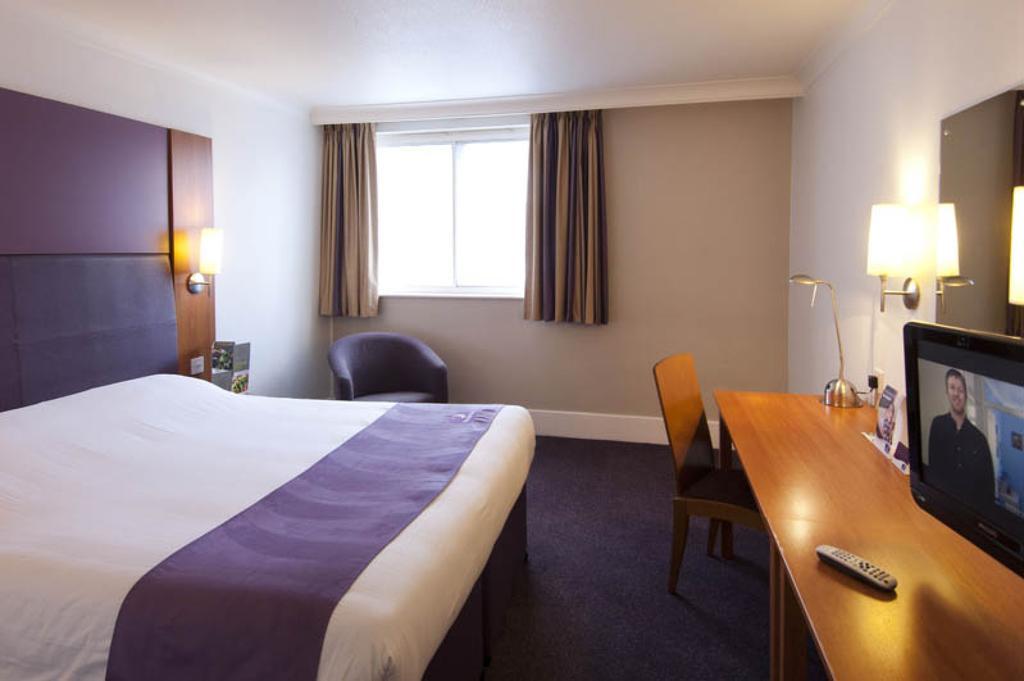 Premier Inn Norwich - Broadlands Park Thorpe St Andrew Δωμάτιο φωτογραφία