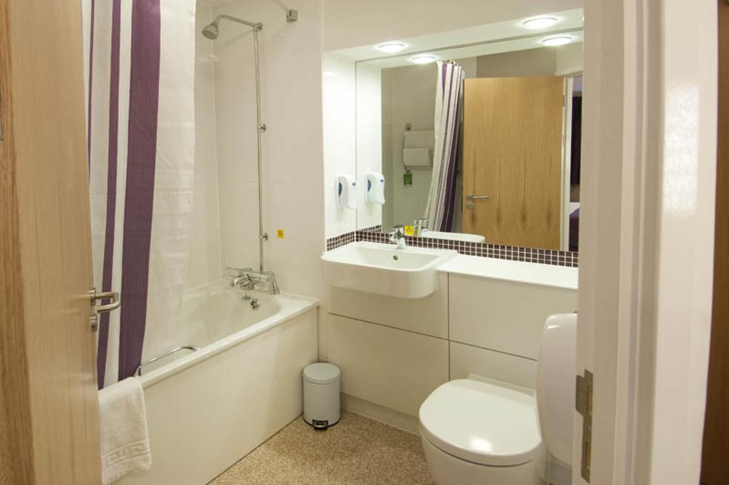 Premier Inn Norwich - Broadlands Park Thorpe St Andrew Δωμάτιο φωτογραφία